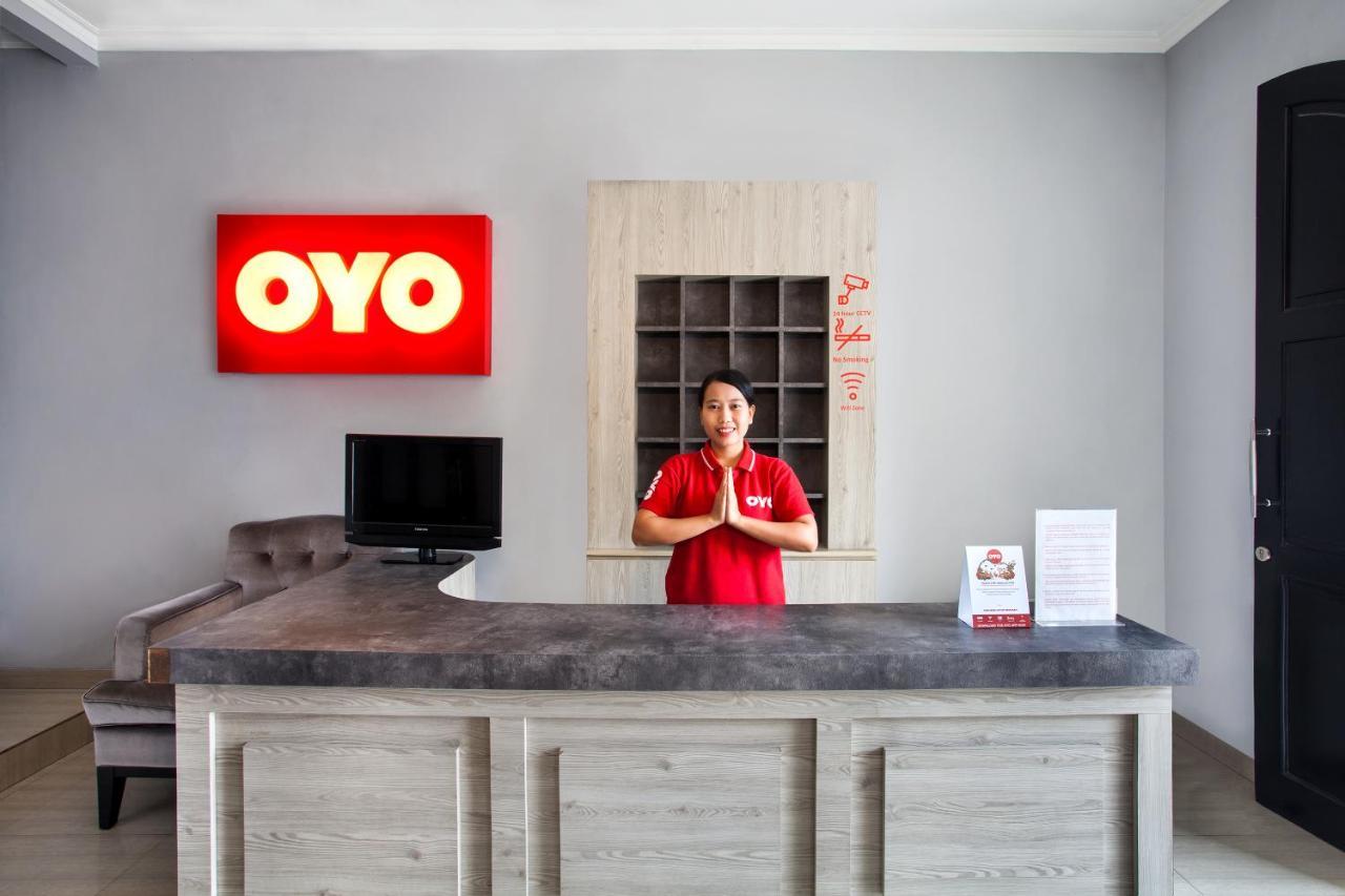 Oyo 105 La Maison D Ilona Jakarta Buitenkant foto