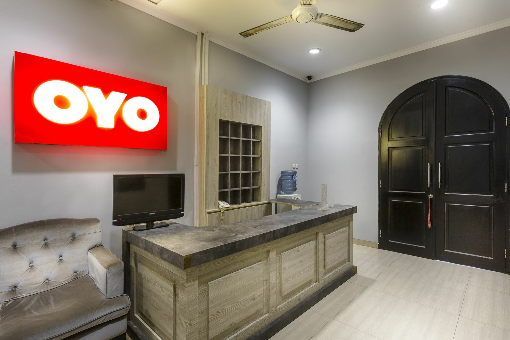 Oyo 105 La Maison D Ilona Jakarta Buitenkant foto